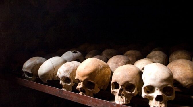 GENOCIDIO ESTADO ANARQUISMO